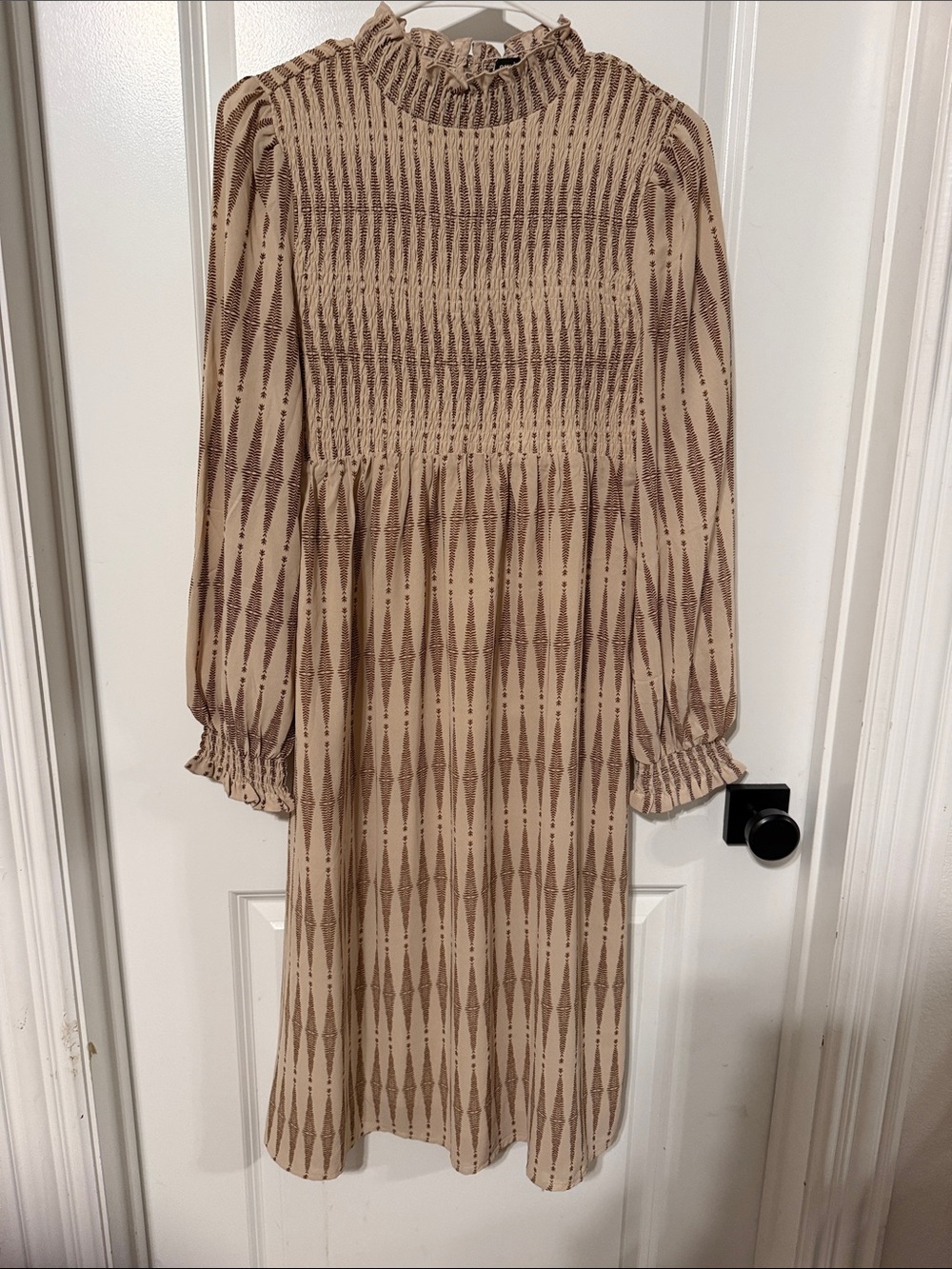 Very J Cream and Brown Patterned Smocked Long-Sleeve Midi Dress